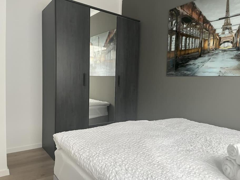 Staywell For 4 In The City I Parking I Wifi I Netflix Paderborn Exteriör bild